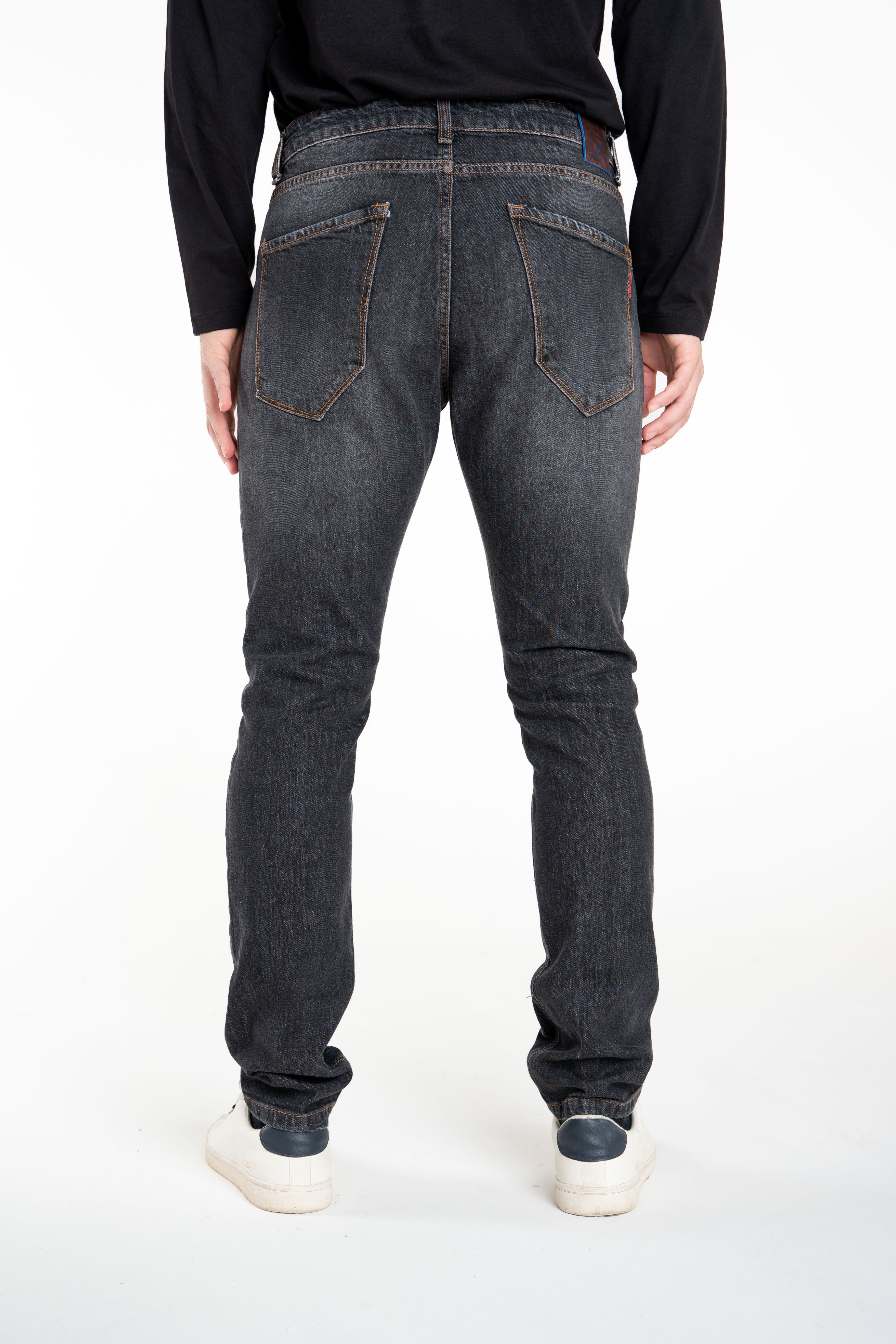 New London Music Dark slim jeans