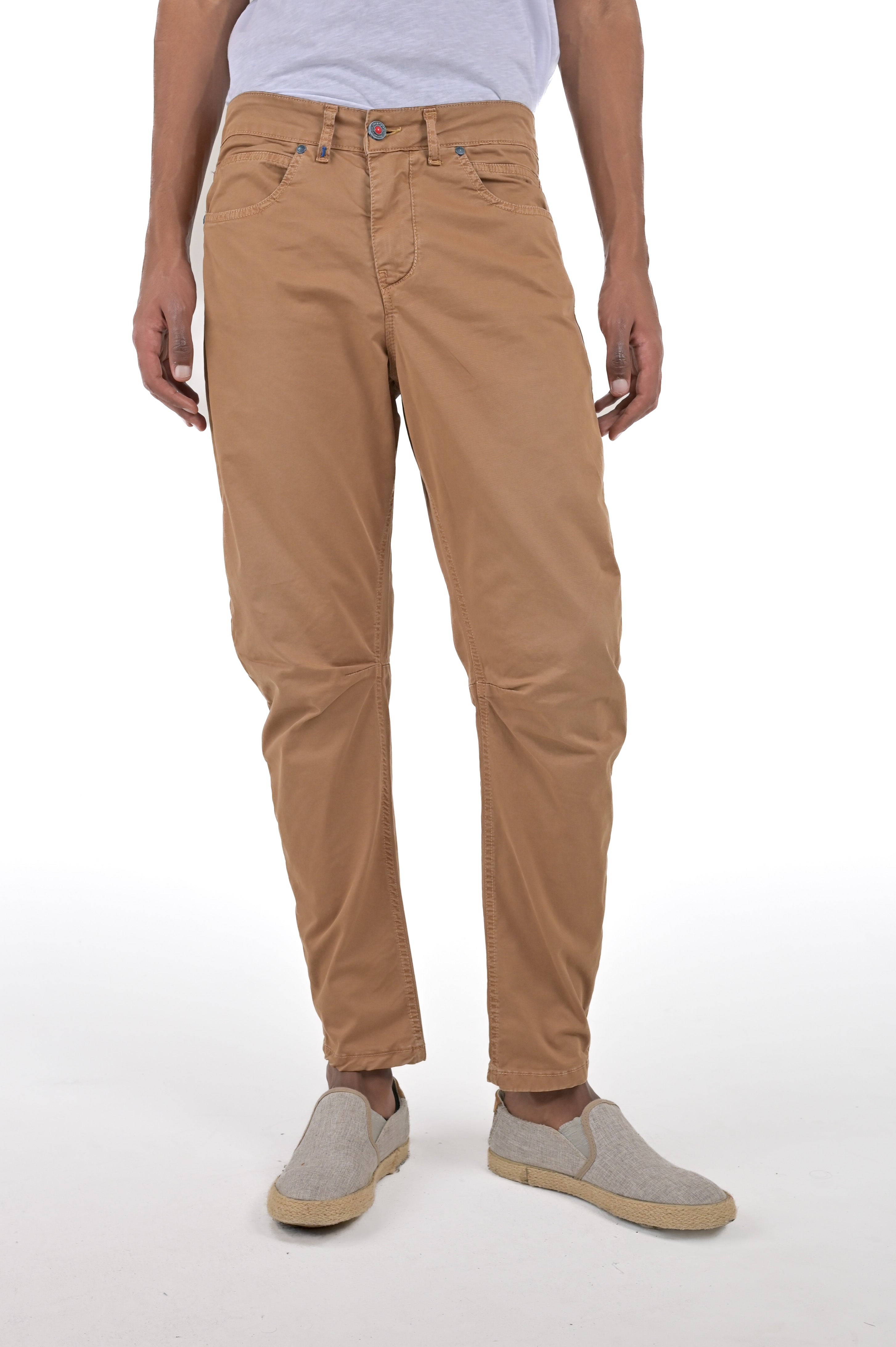 Lawer Beige SS24 tapered trousers