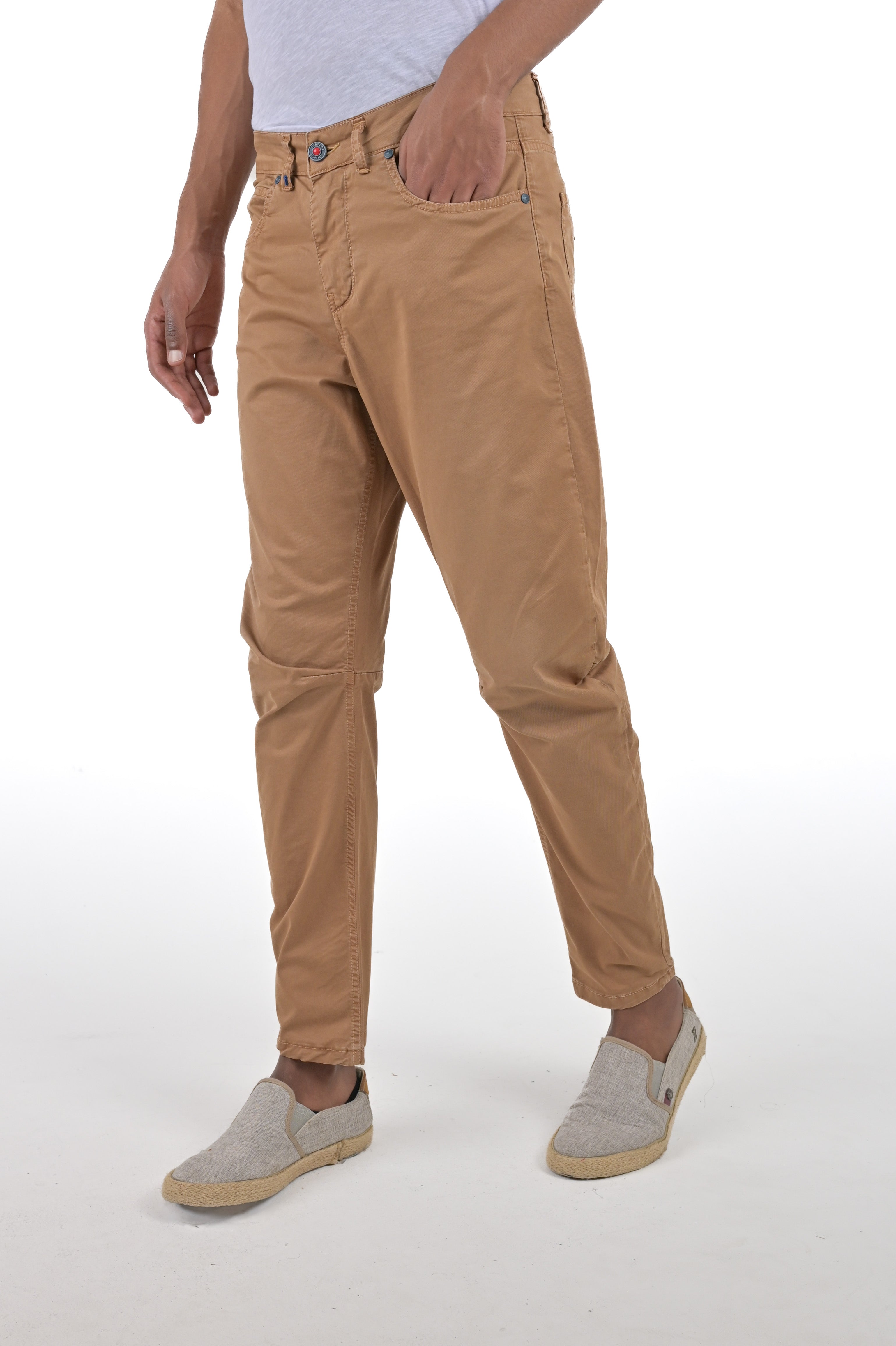 Lawer Beige SS24 tapered trousers