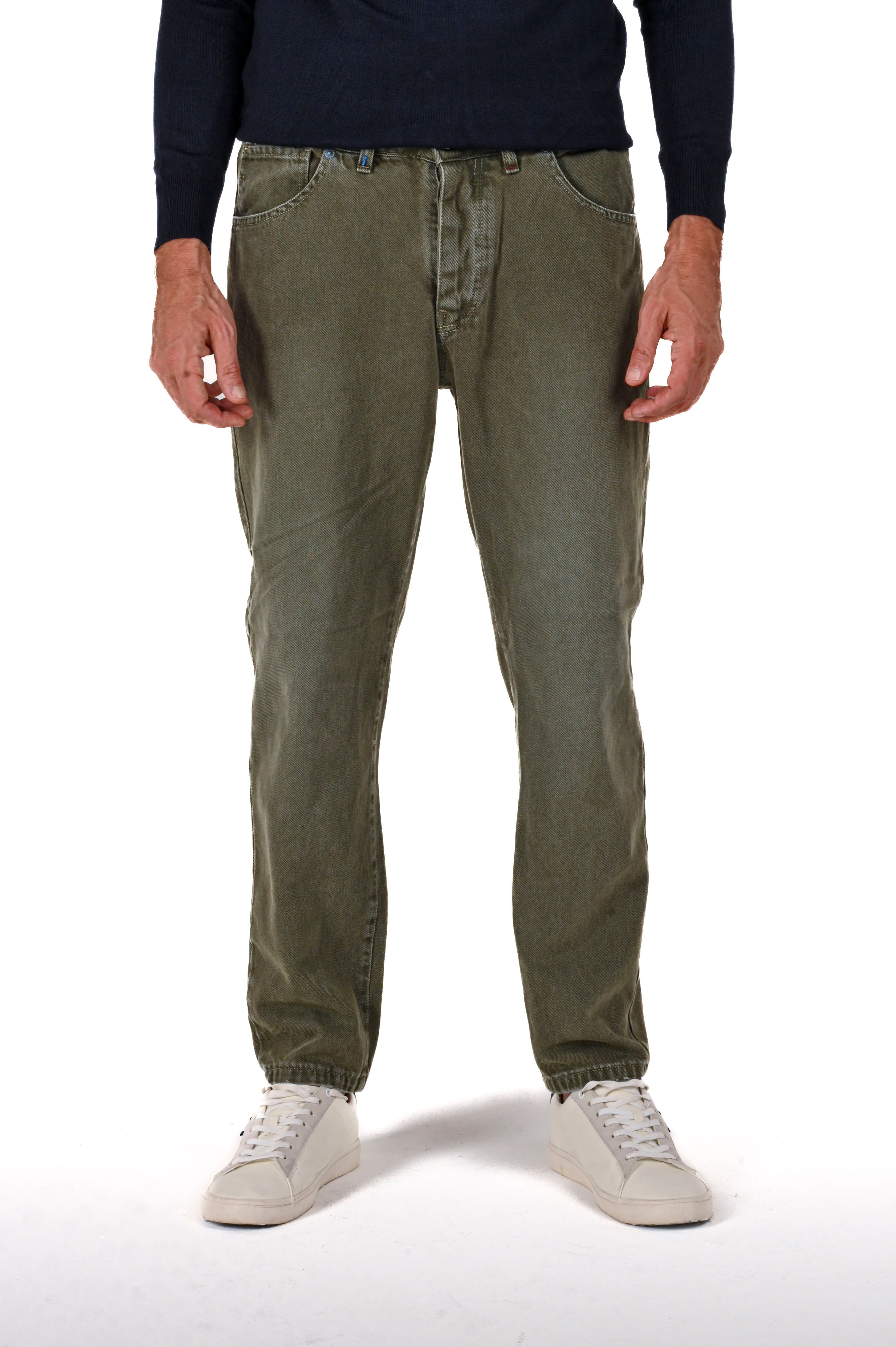 Pantaloni Loose New Wolf Bull