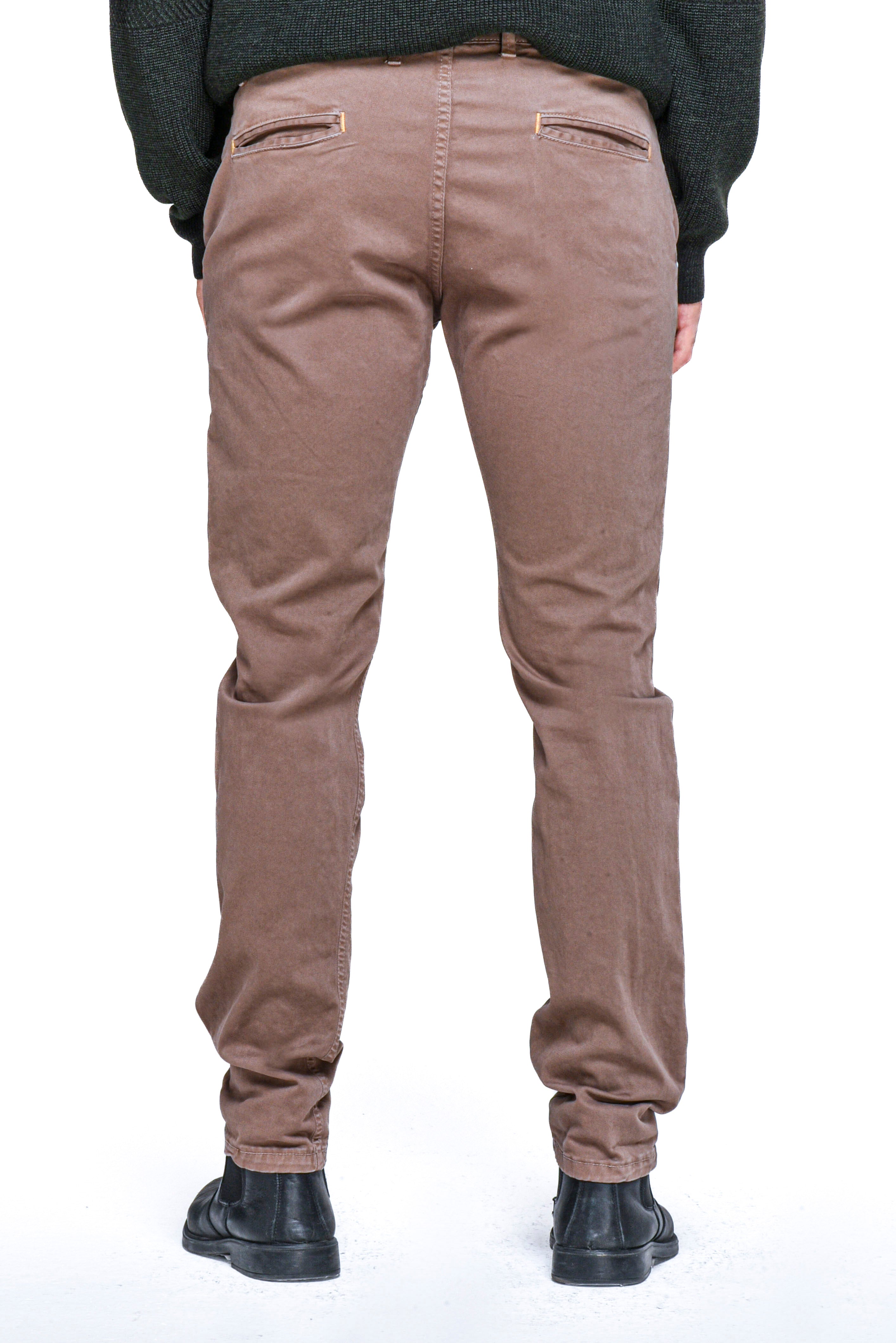 Pantaloni slim Kinos