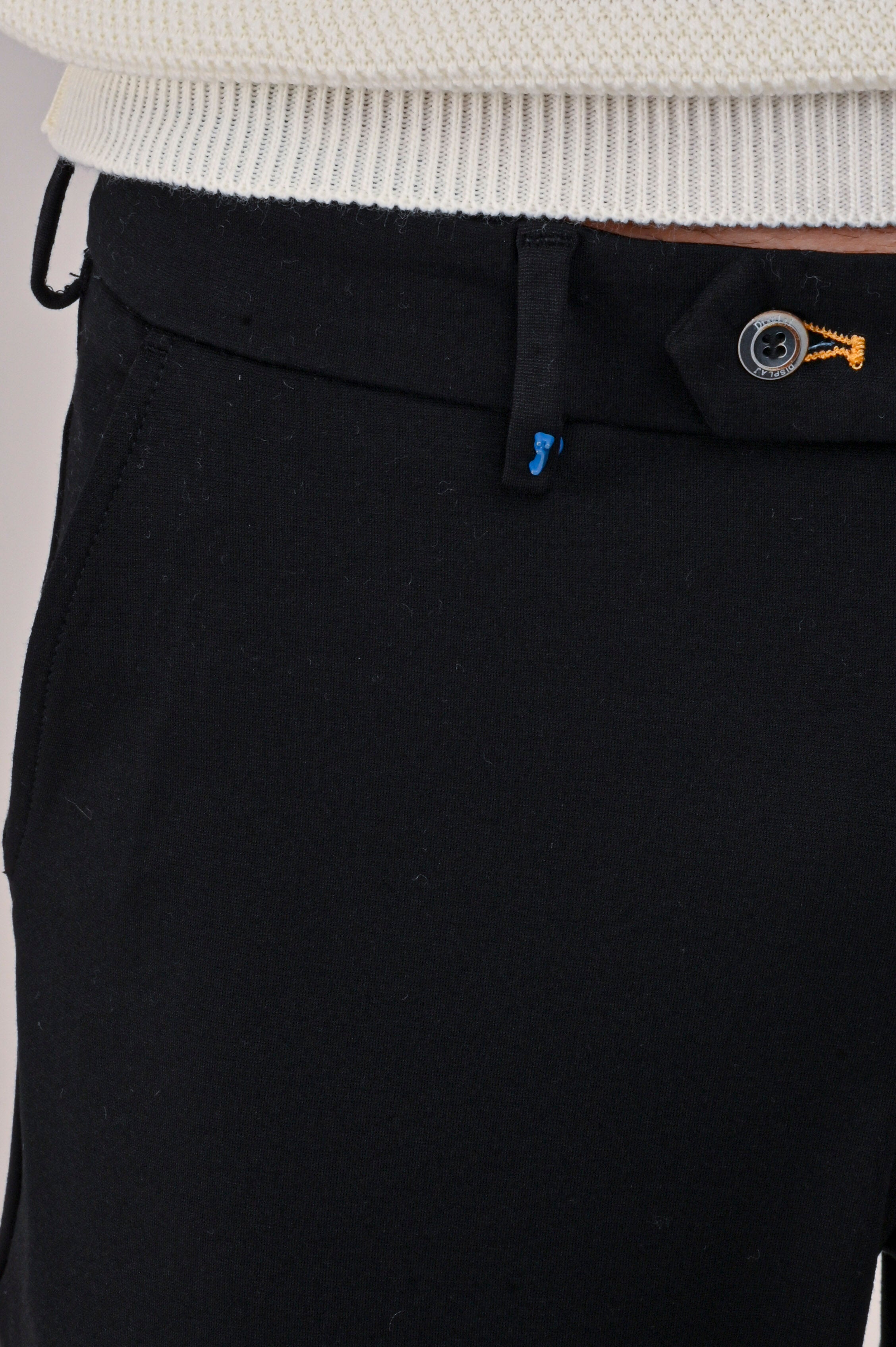 FW24/25 – DISPLAJ Jeans
