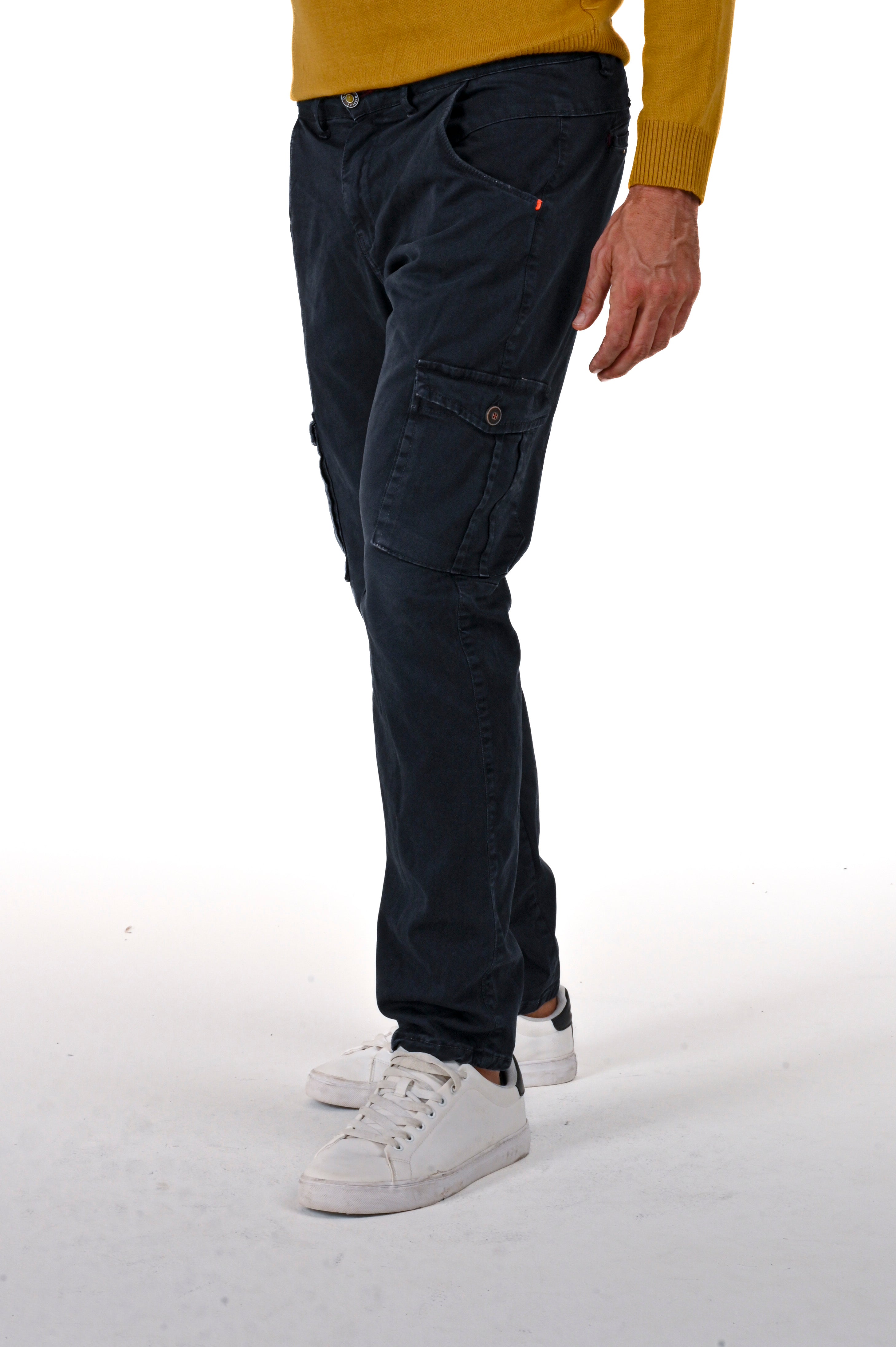 Pantaloni in cotone slim Cezanne FW24/25