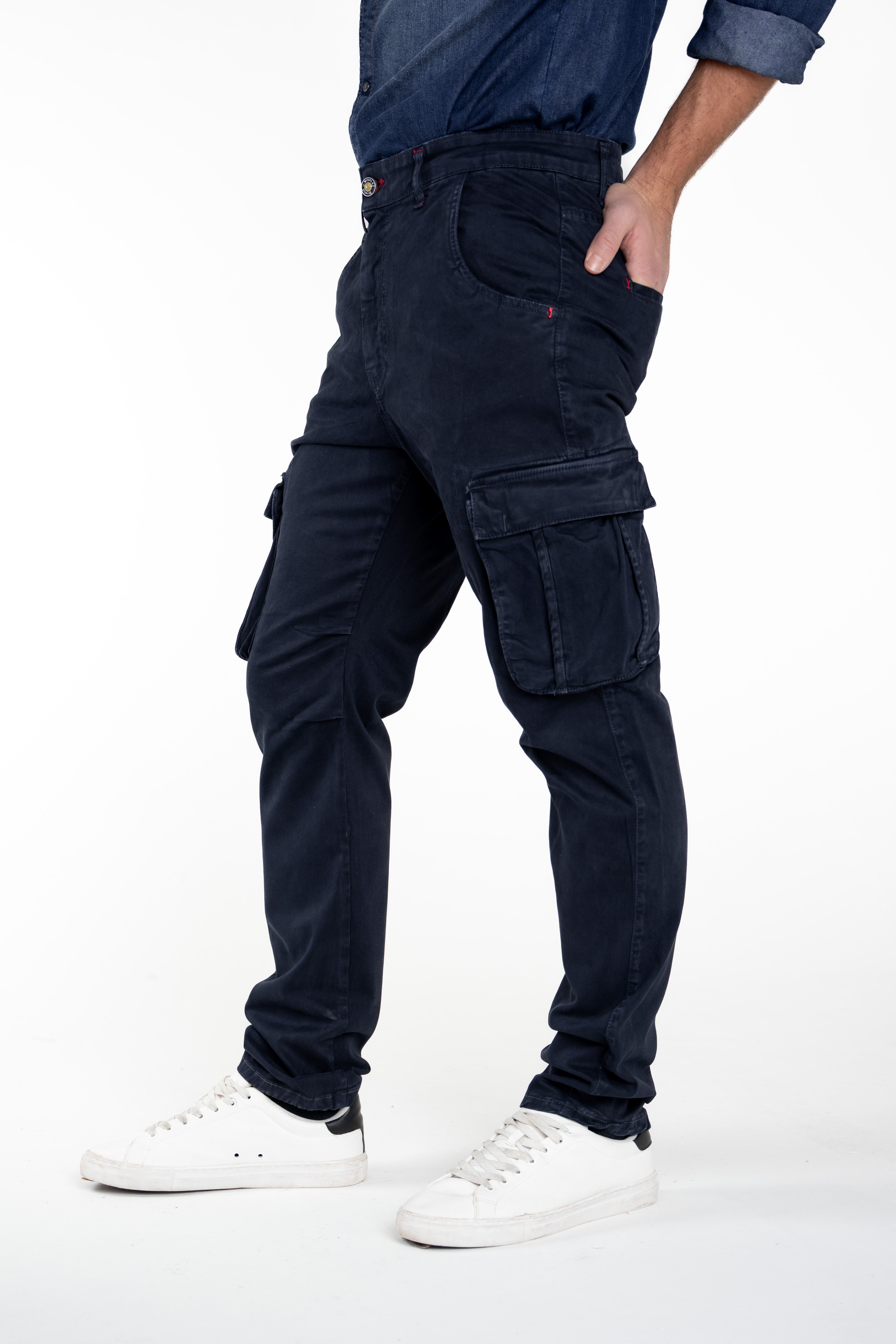 Pantaloni Regular Marktas