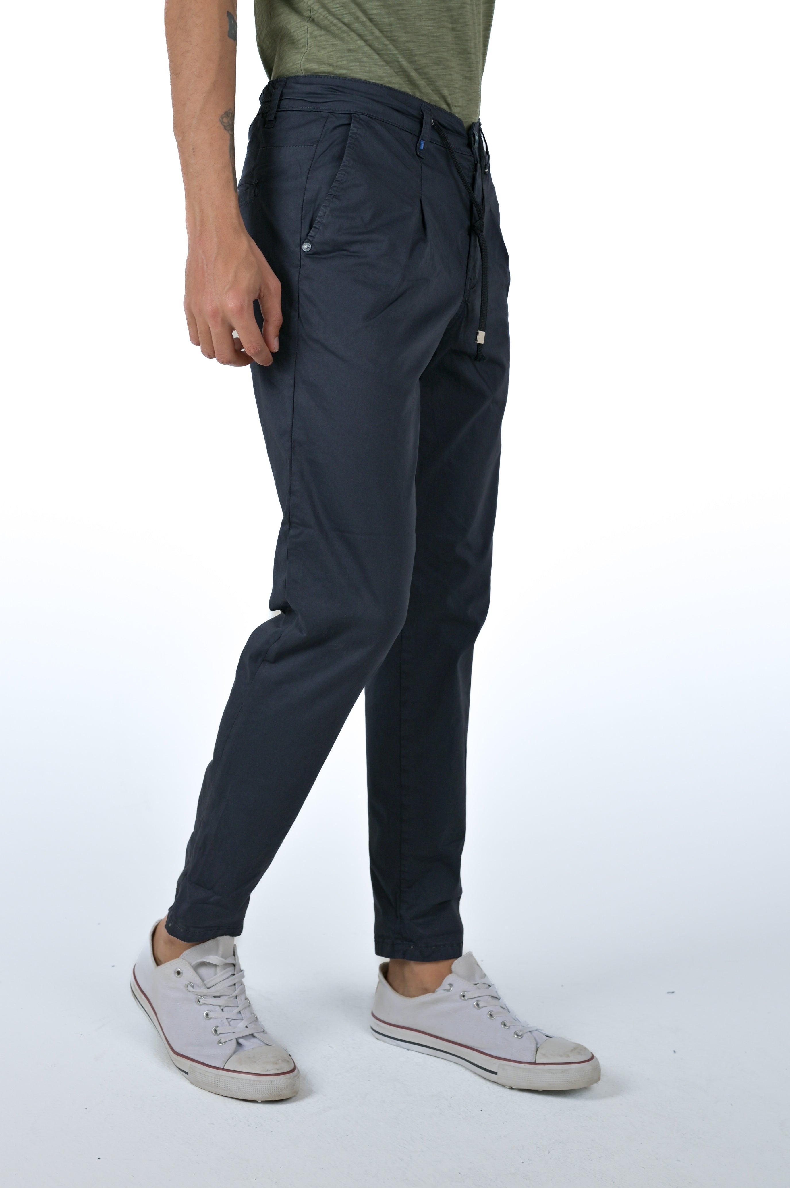 Pantaloni in cotone regular Different Raso SS25