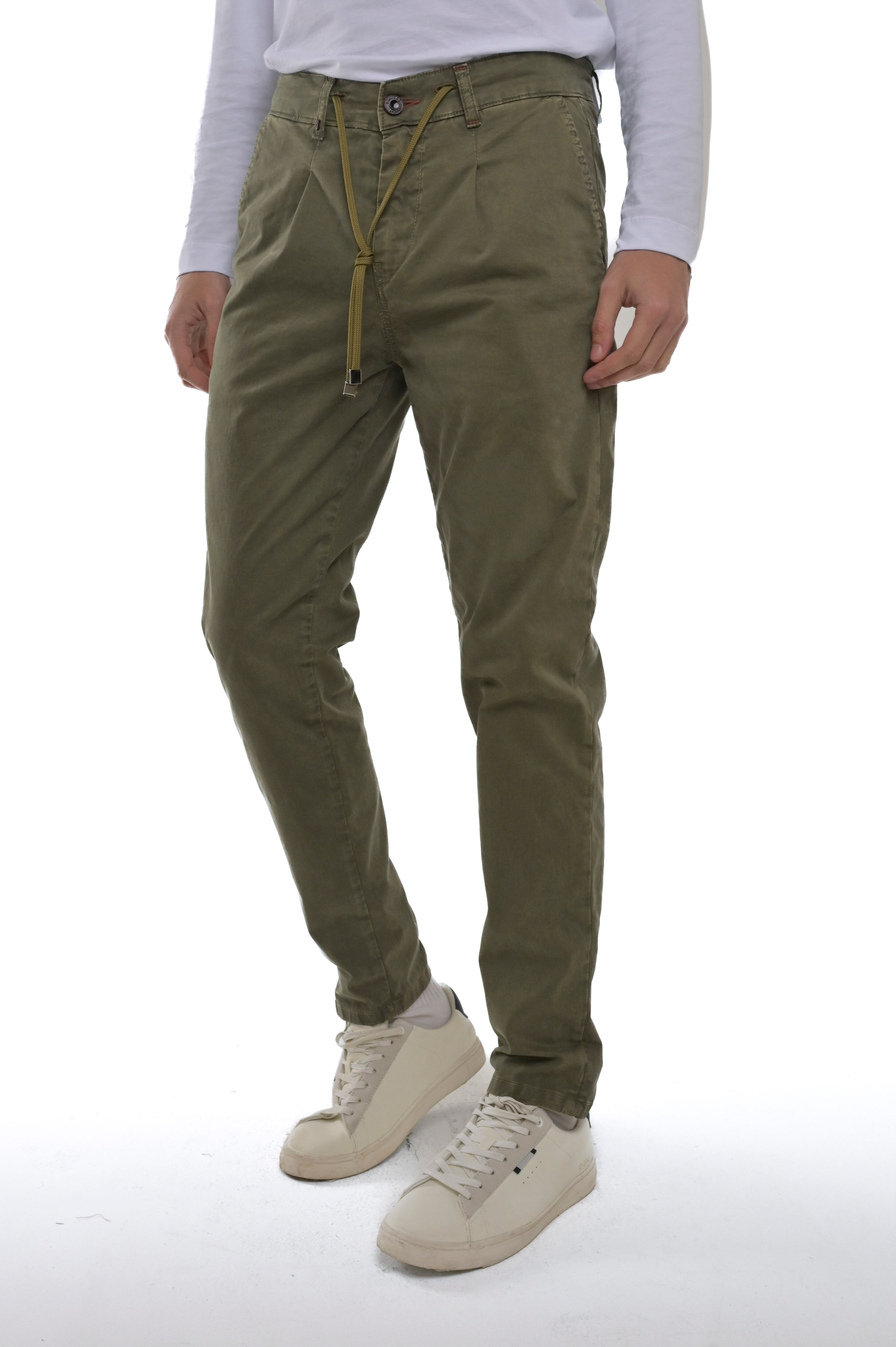 Pantaloni Regular Different Raso