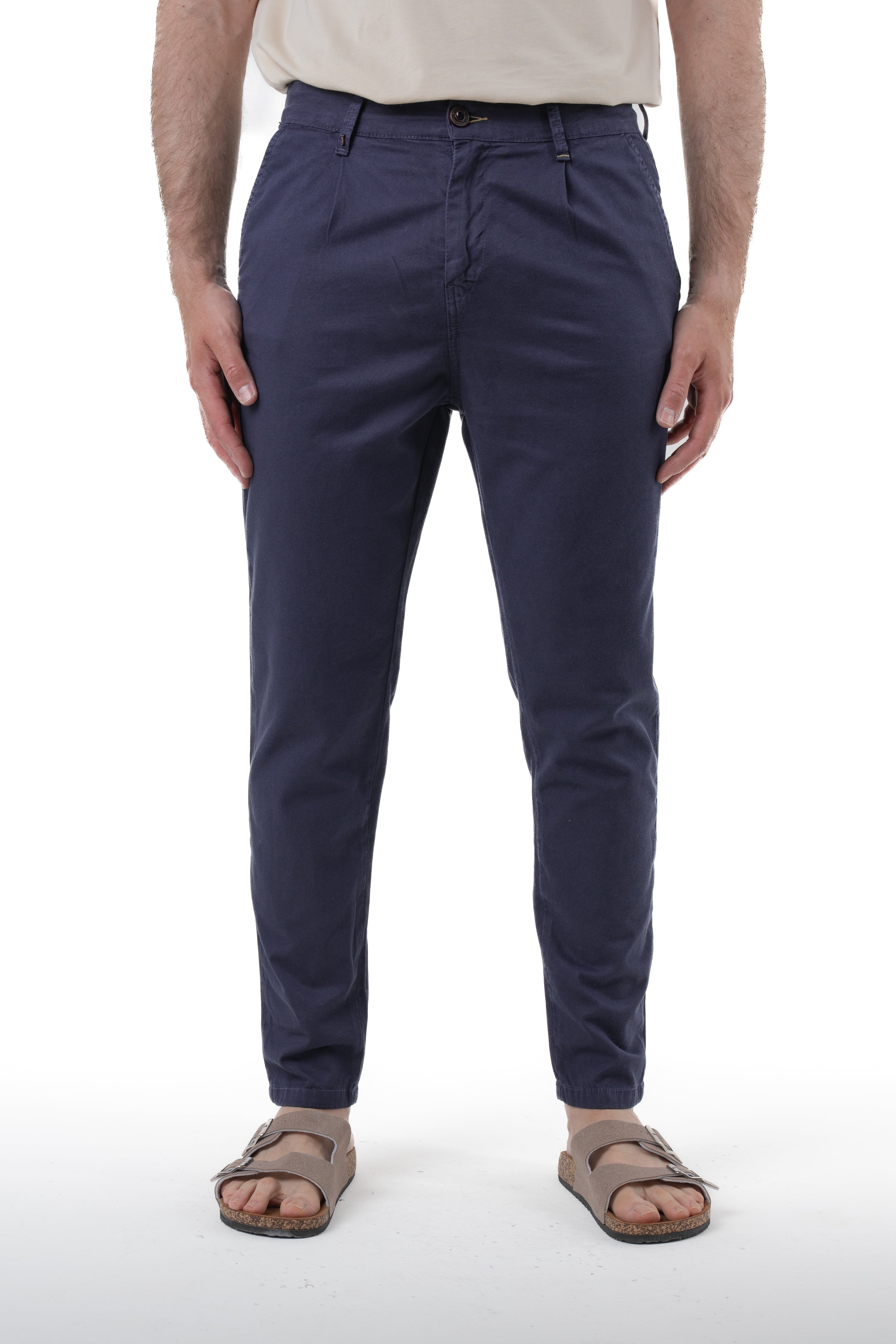 Pantaloni in lino tapered New Private Canarie SS25