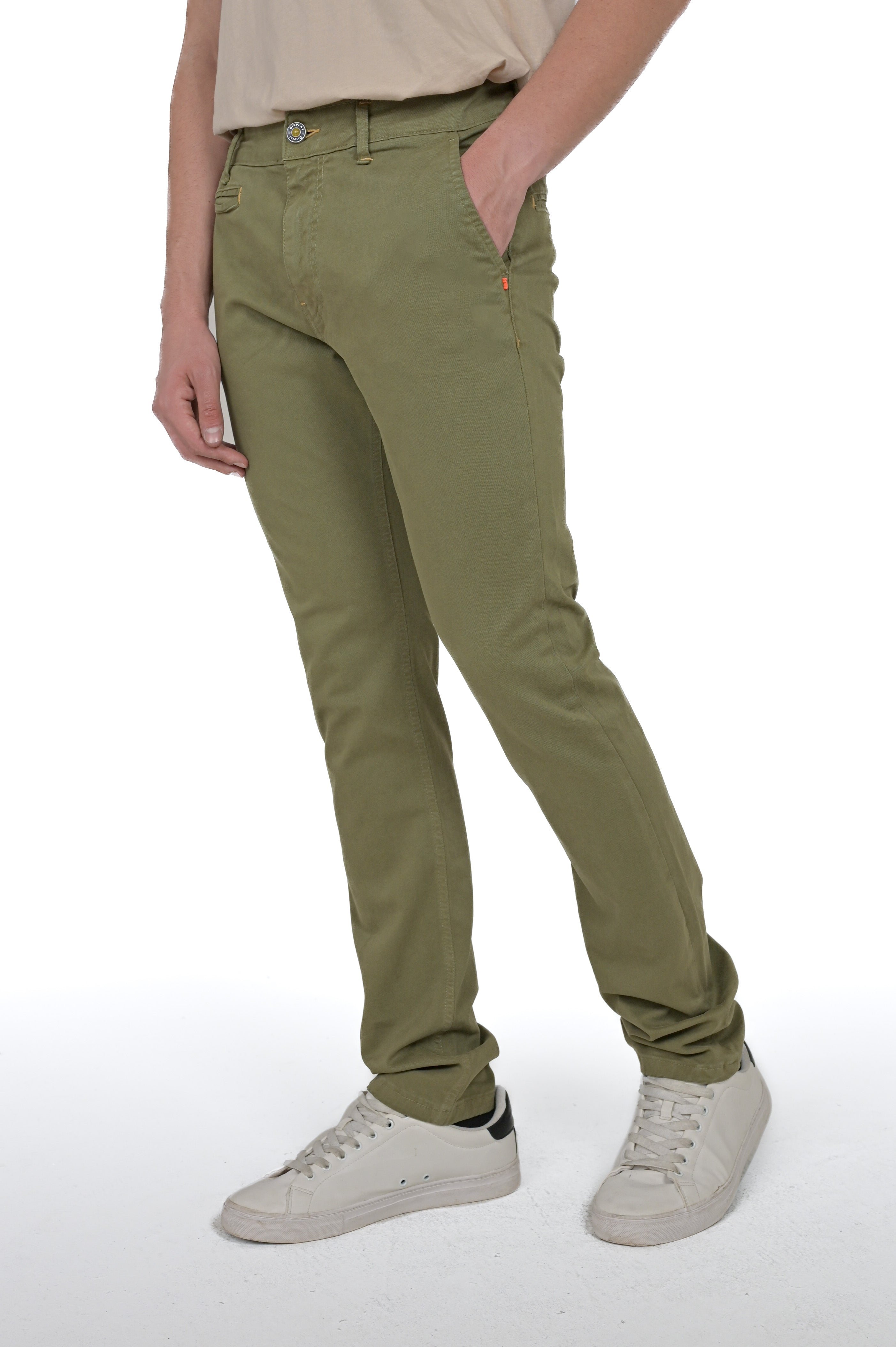 Pantaloni slim Kinos