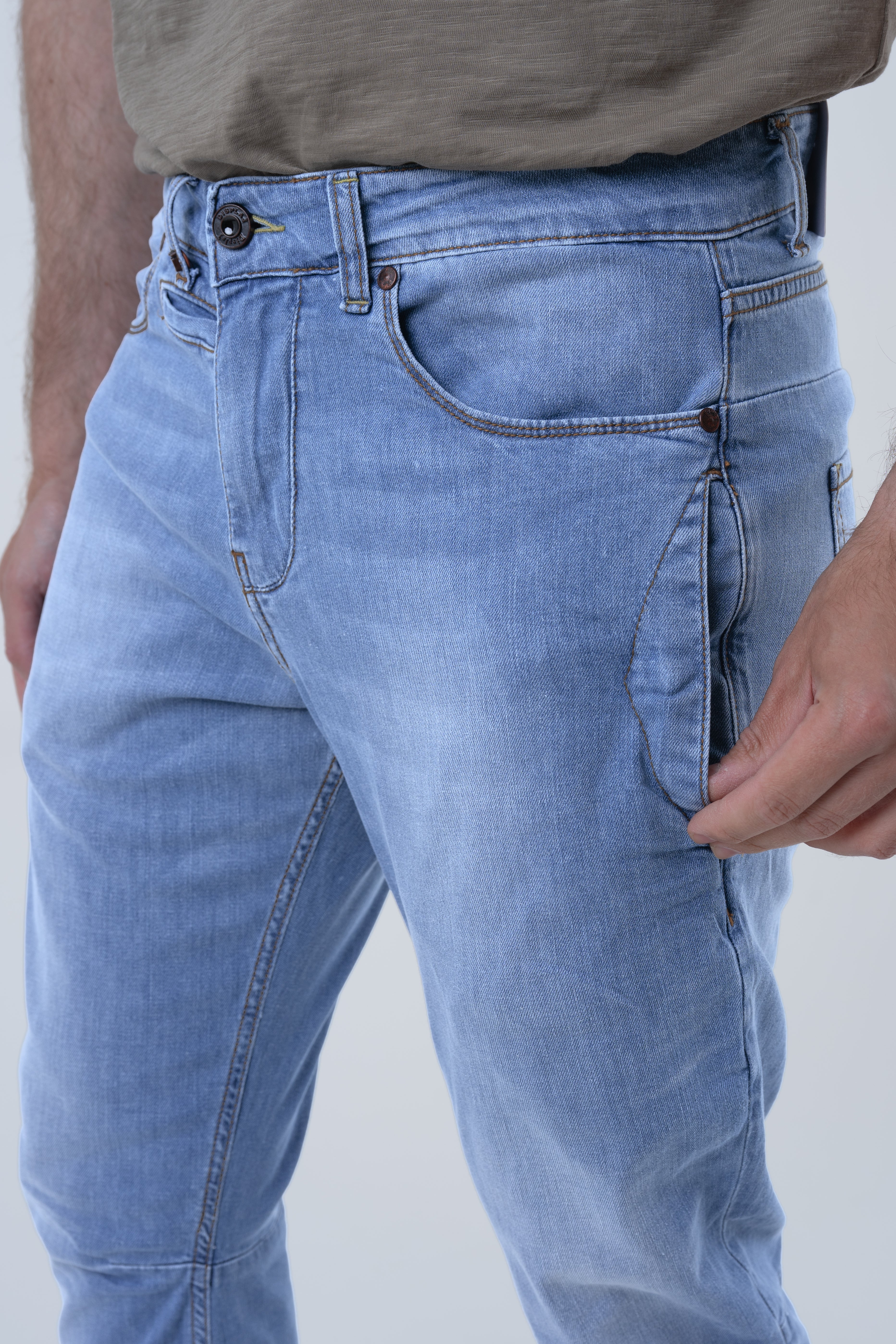 Jeans tapered Vertigo PE 2528 SS25